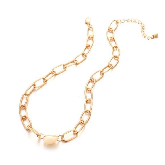 3/$30 💛 Conch Chain Choker - Picture 6 of 7